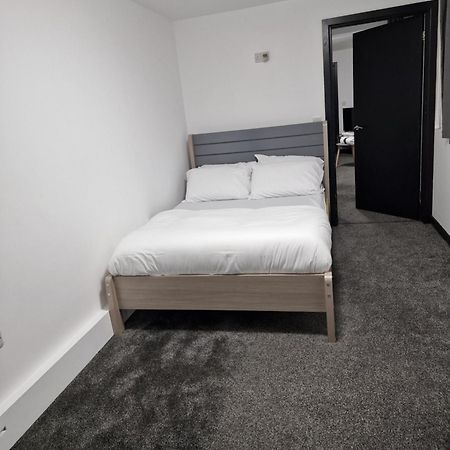 Ckb Flat- Comfort, Cosy, And Secure! Codsall Exterior photo